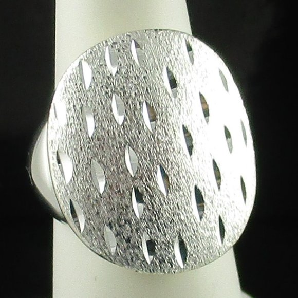 Arte d'Argento Sterling Diamond Cut Ring - Picture 3 of 7